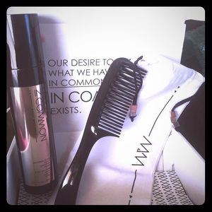 Incommon hair elixir.